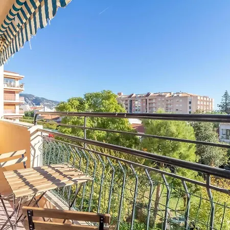 Spacious T3 Near The And Station * Roquebrune-Cap-Martin
